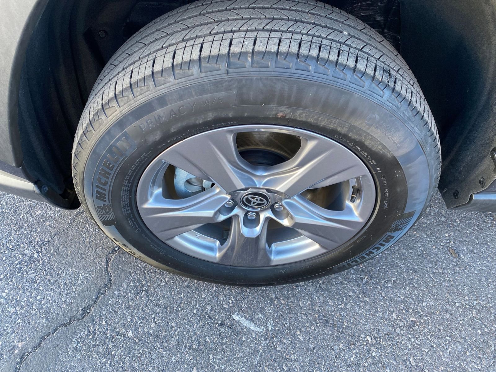 Thumbnail: 2025 Toyota RAV4 - 30