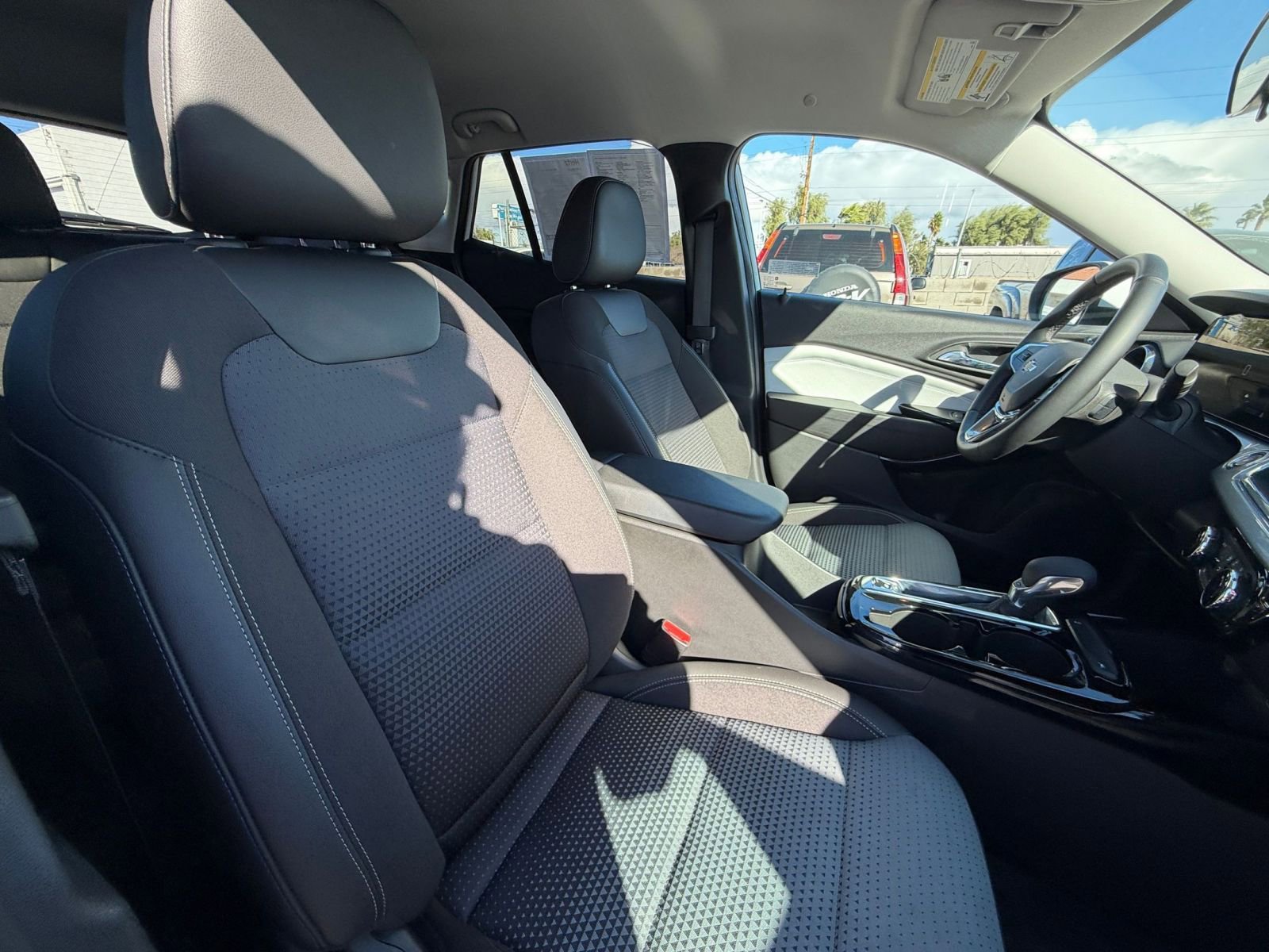 Thumbnail: 2025 Chevrolet Trax - 35