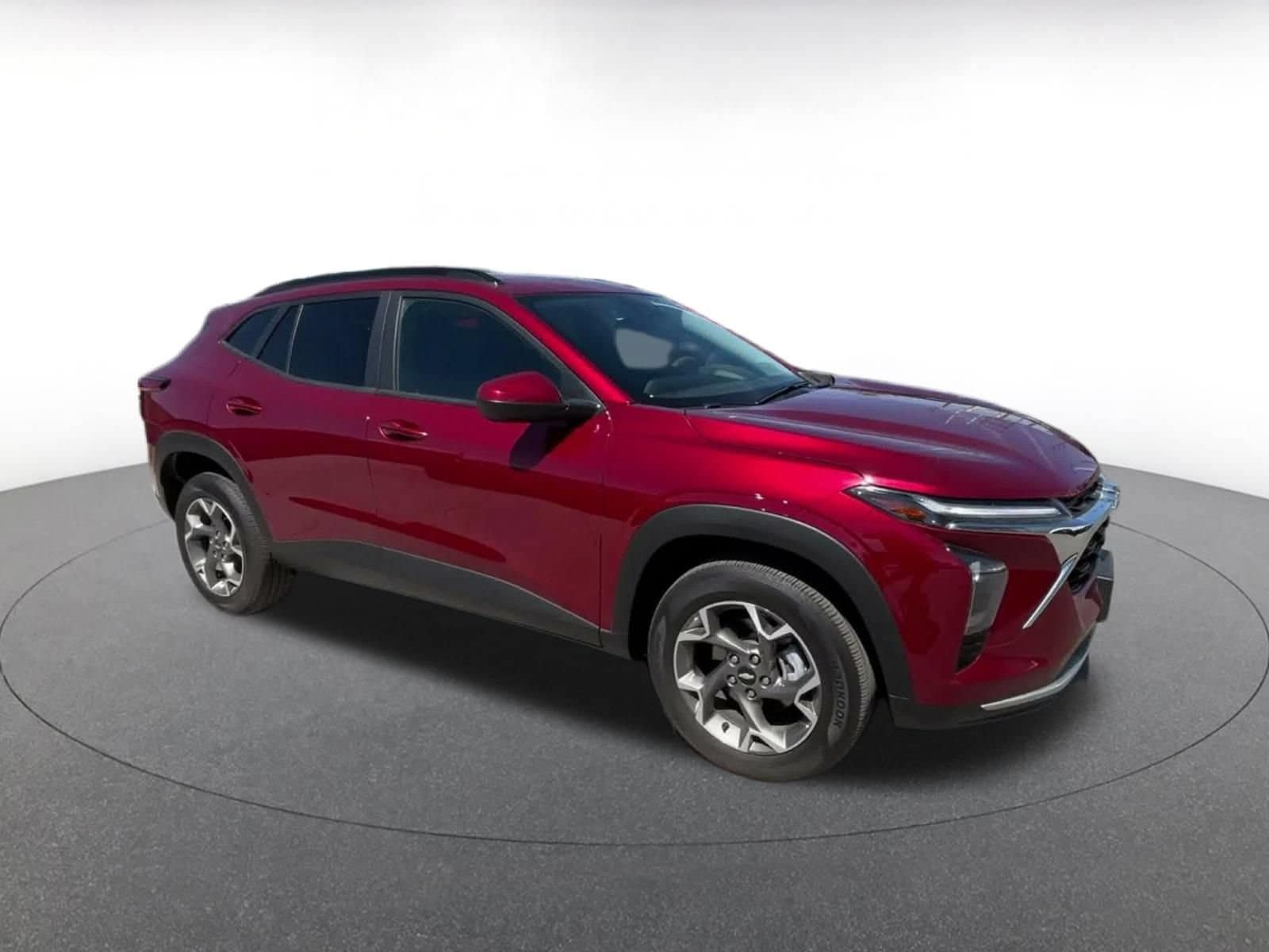Thumbnail: 2025 Chevrolet Trax - 2