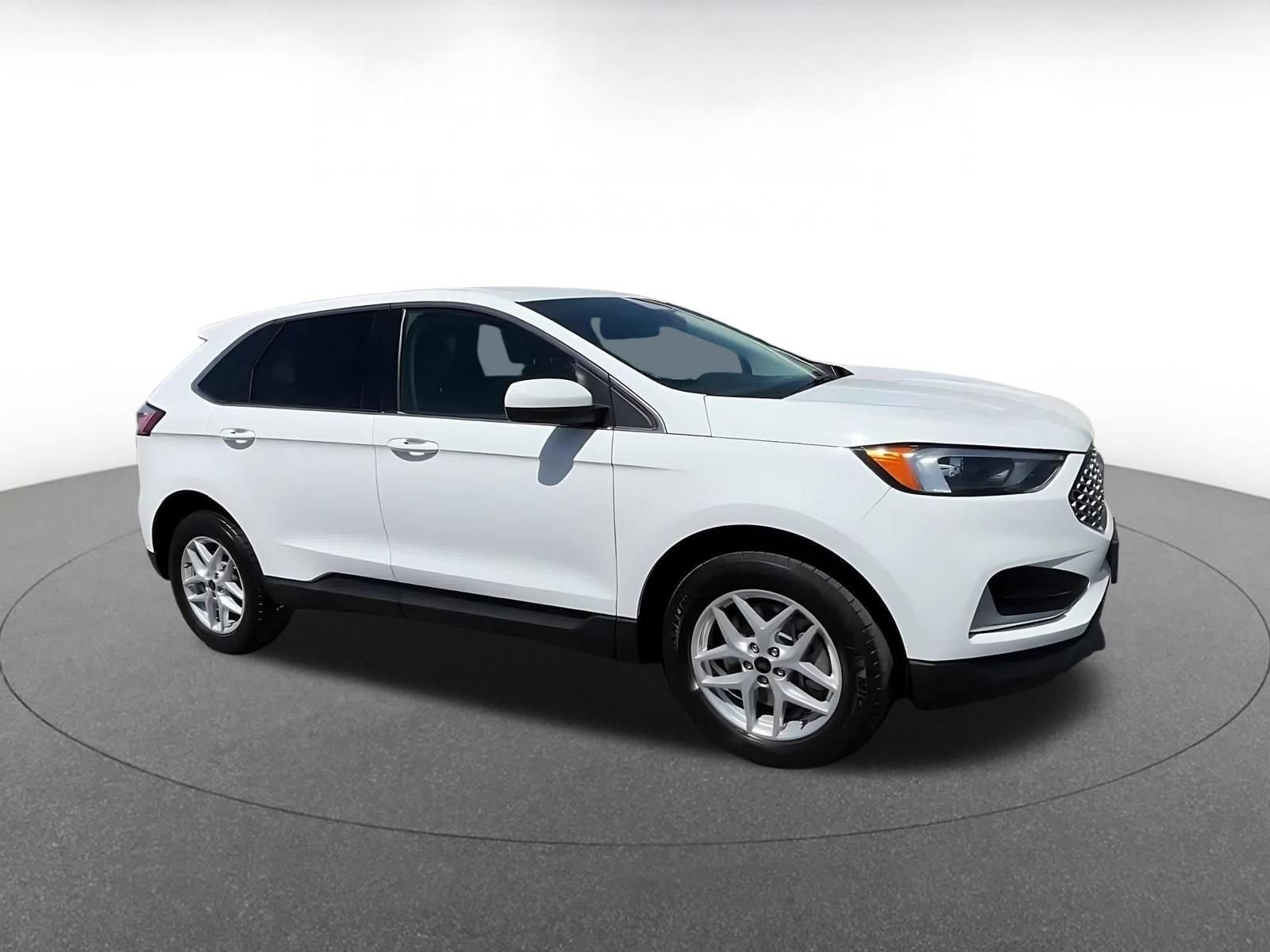 Thumbnail: 2024 Ford Edge - 2