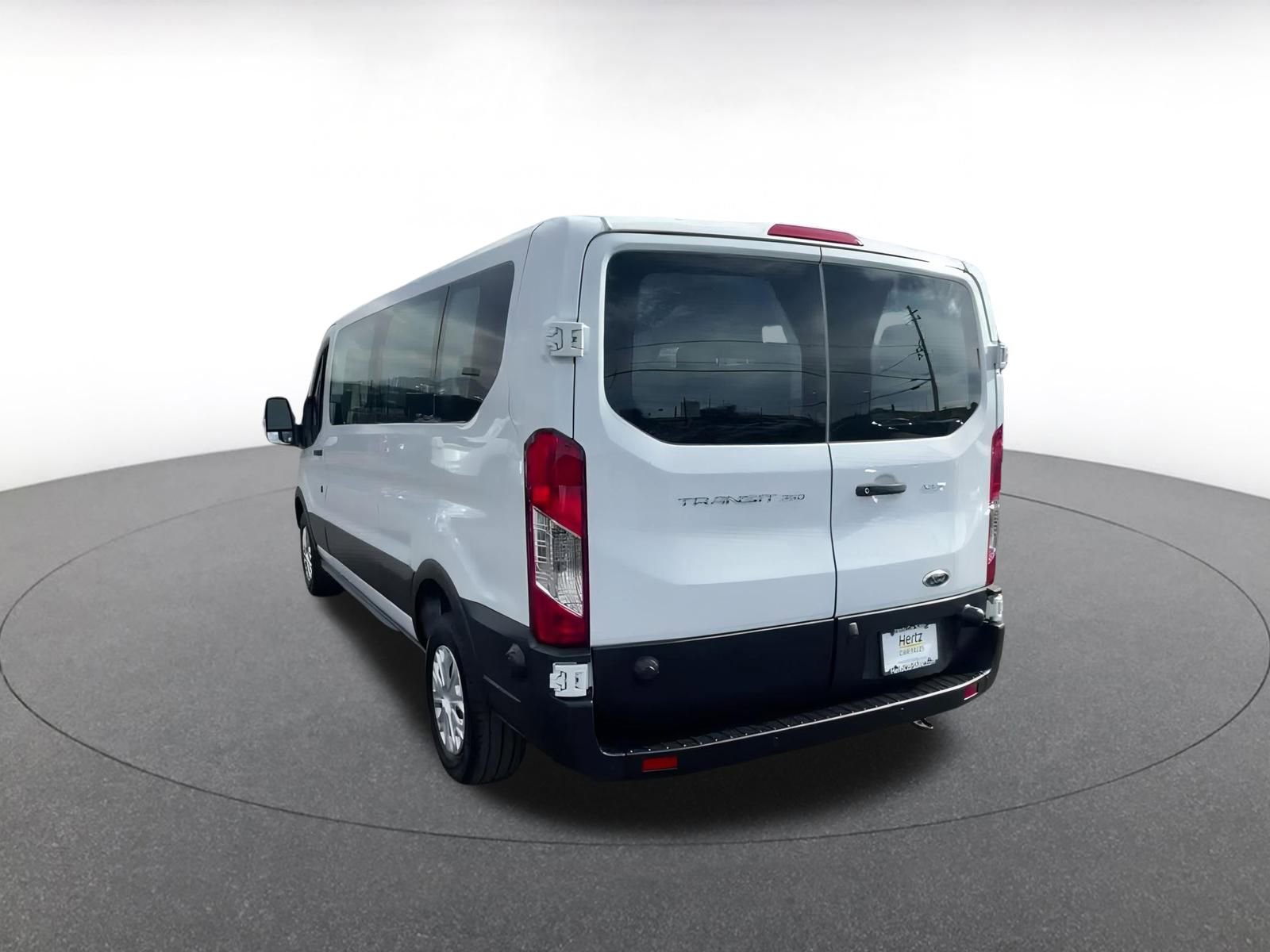 Thumbnail: 2024 Ford Econoline - 15