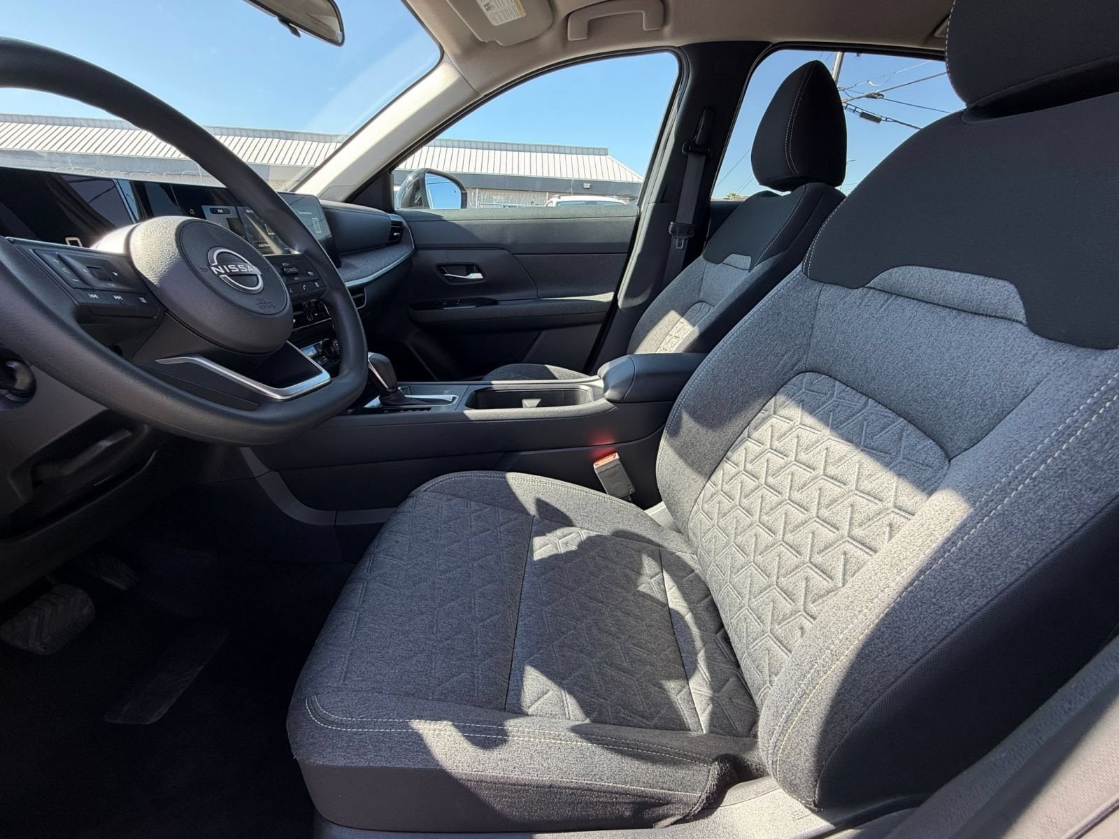 Thumbnail: 2026 Nissan Kicks - 25