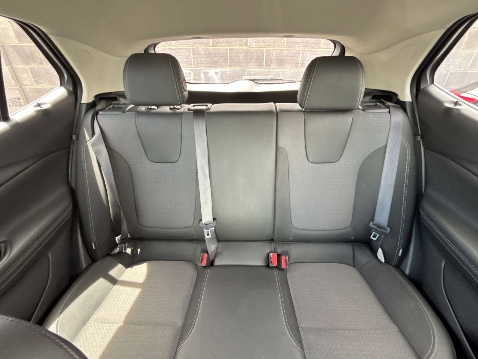 Thumbnail: 2025 Buick Encore GX - 28