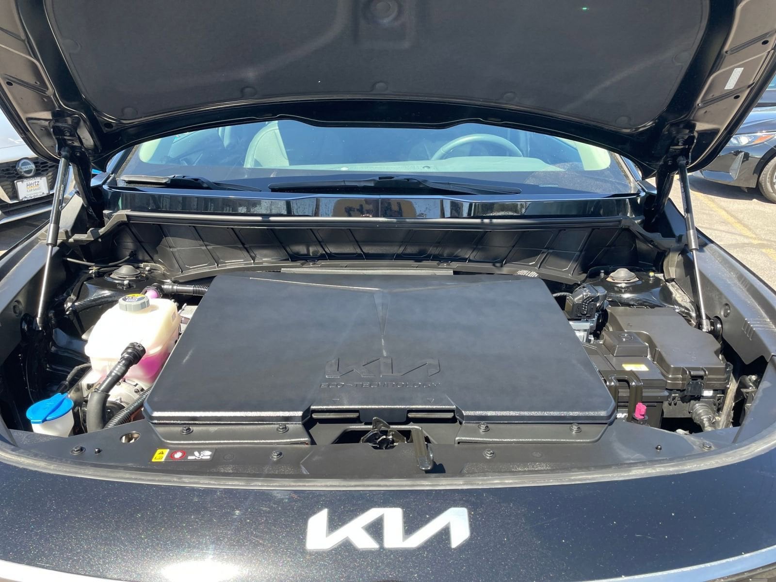 Thumbnail: 2023 Kia Niro - 29