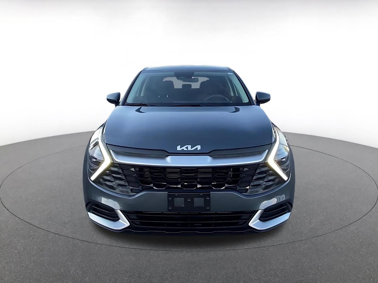 Thumbnail: 2025 Kia Sportage - 4