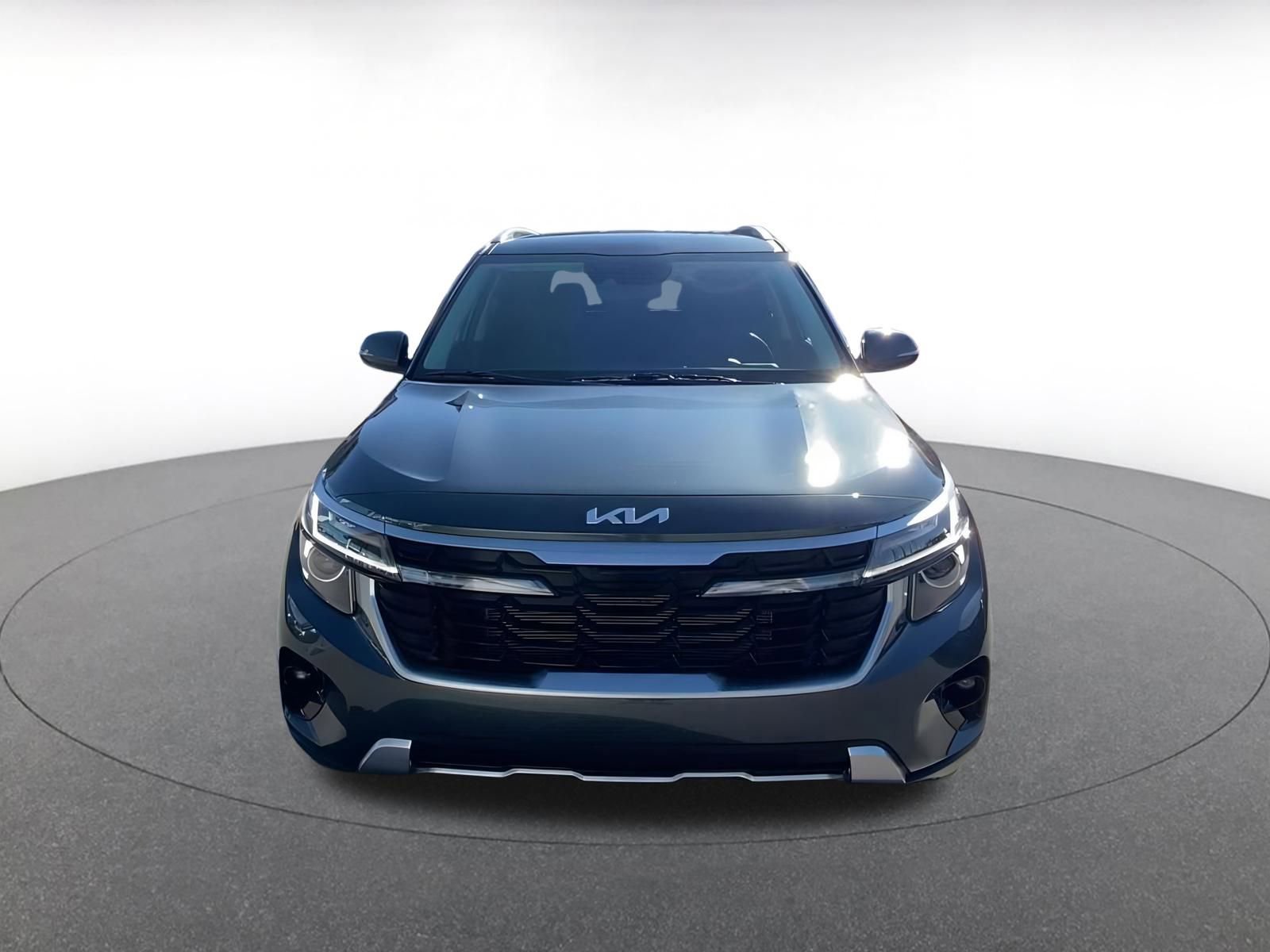 Thumbnail: 2025 Kia Seltos - 4