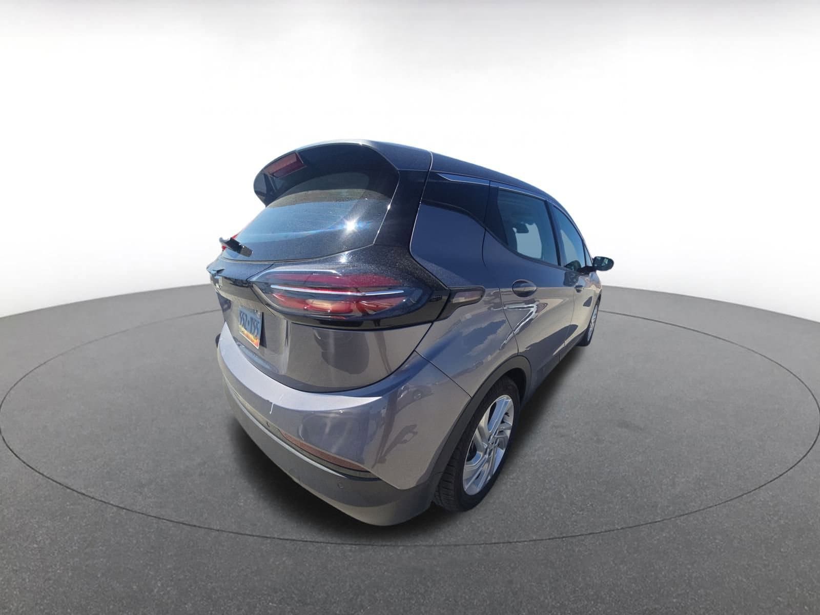 Thumbnail: 2023 Chevrolet Bolt EV - 8