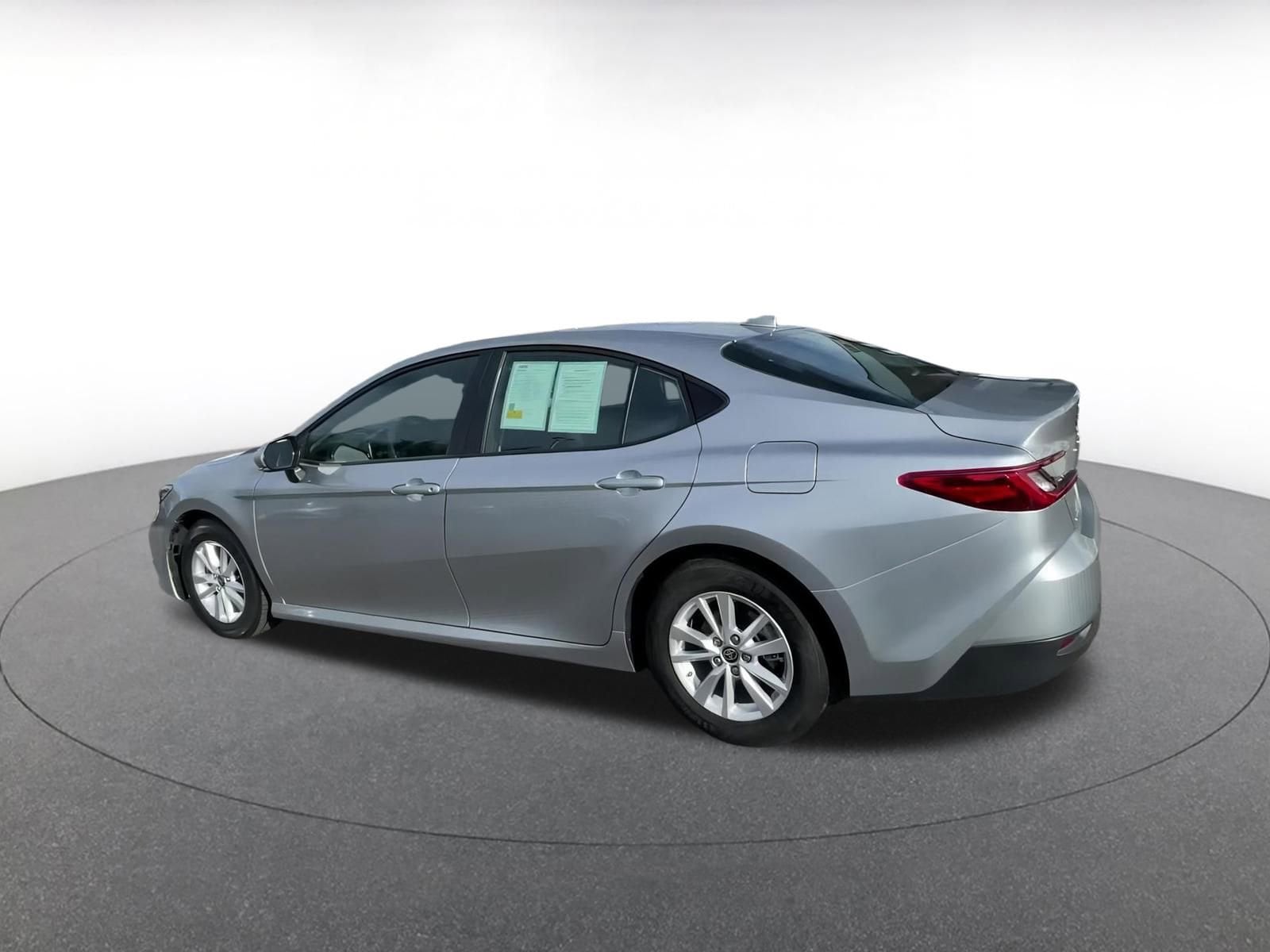 Thumbnail: 2025 Toyota Camry - 10