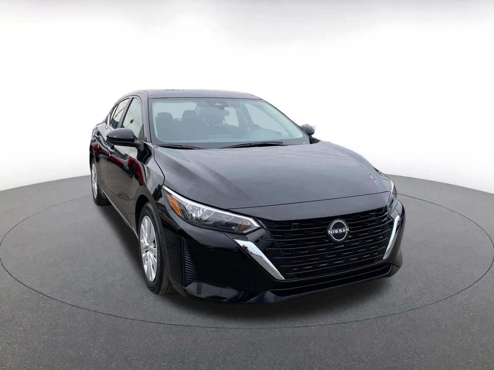 Thumbnail: 2025 Nissan Sentra - 1