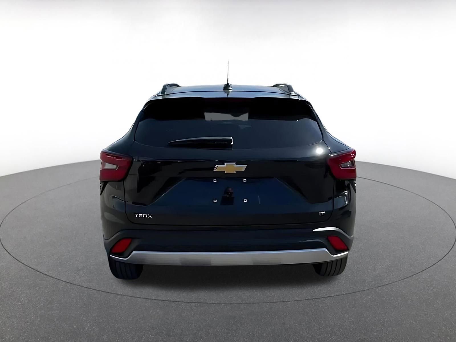 Thumbnail: 2025 Chevrolet Trax - 12
