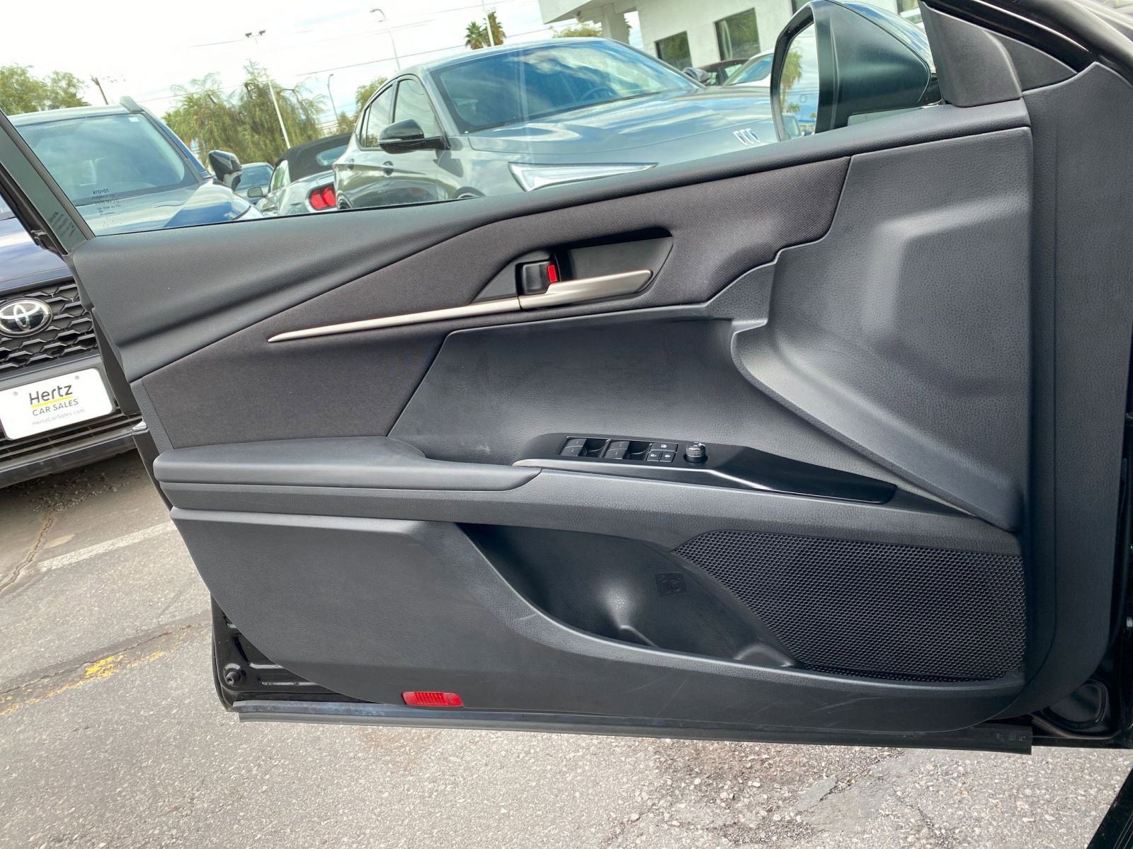 Thumbnail: 2025 Toyota Camry - 20