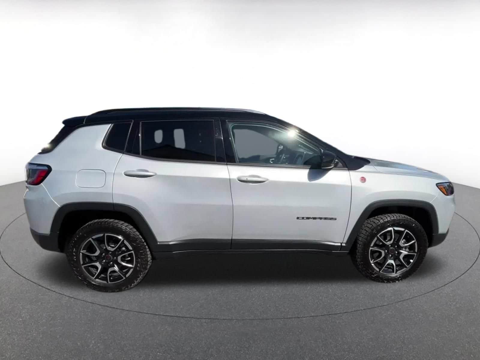 Thumbnail: 2025 Jeep Compass - 13