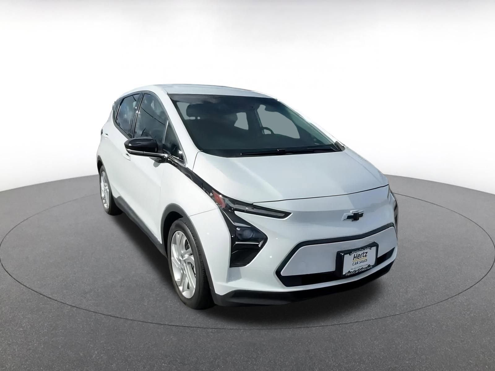 Thumbnail: 2023 Chevrolet Bolt EV - 3