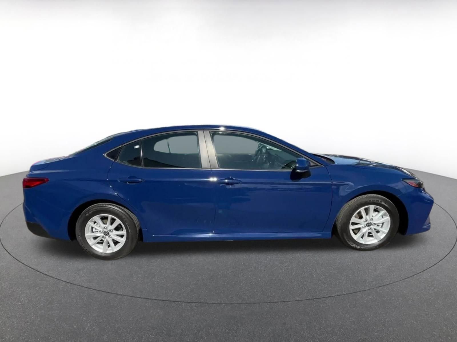 Thumbnail: 2025 Toyota Camry - 16