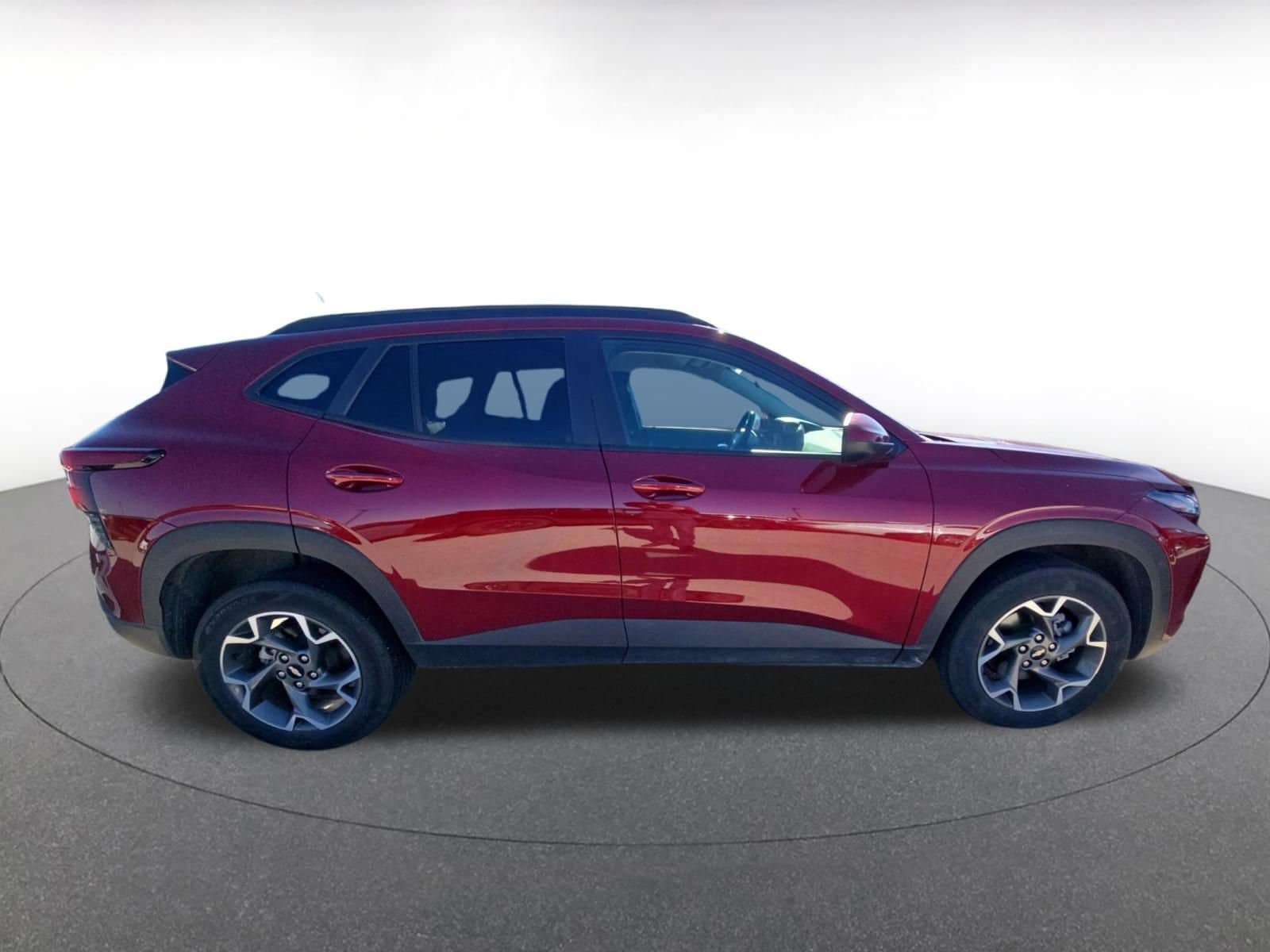 Thumbnail: 2025 Chevrolet Trax - 9