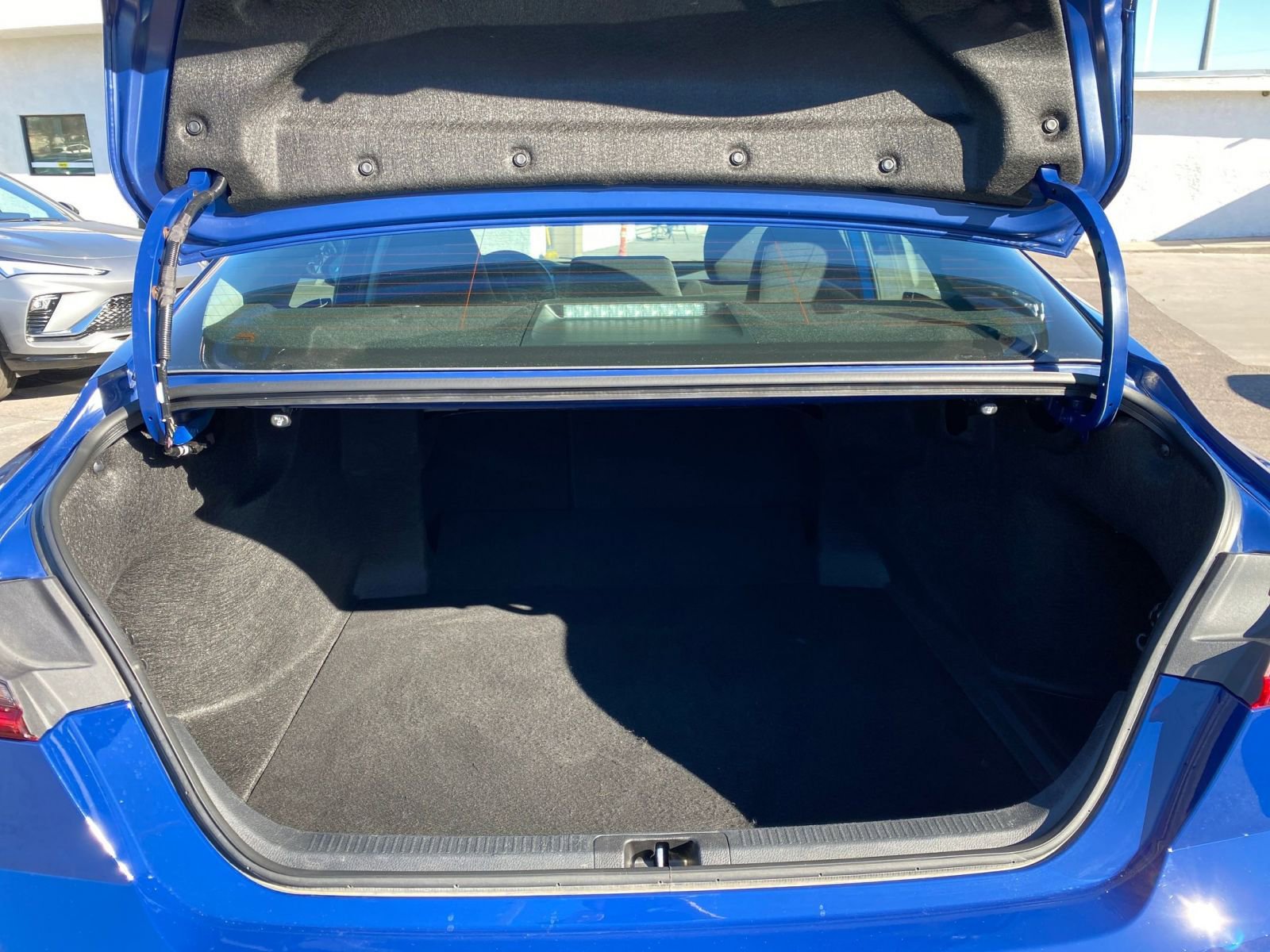 Thumbnail: 2025 Toyota Camry - 31