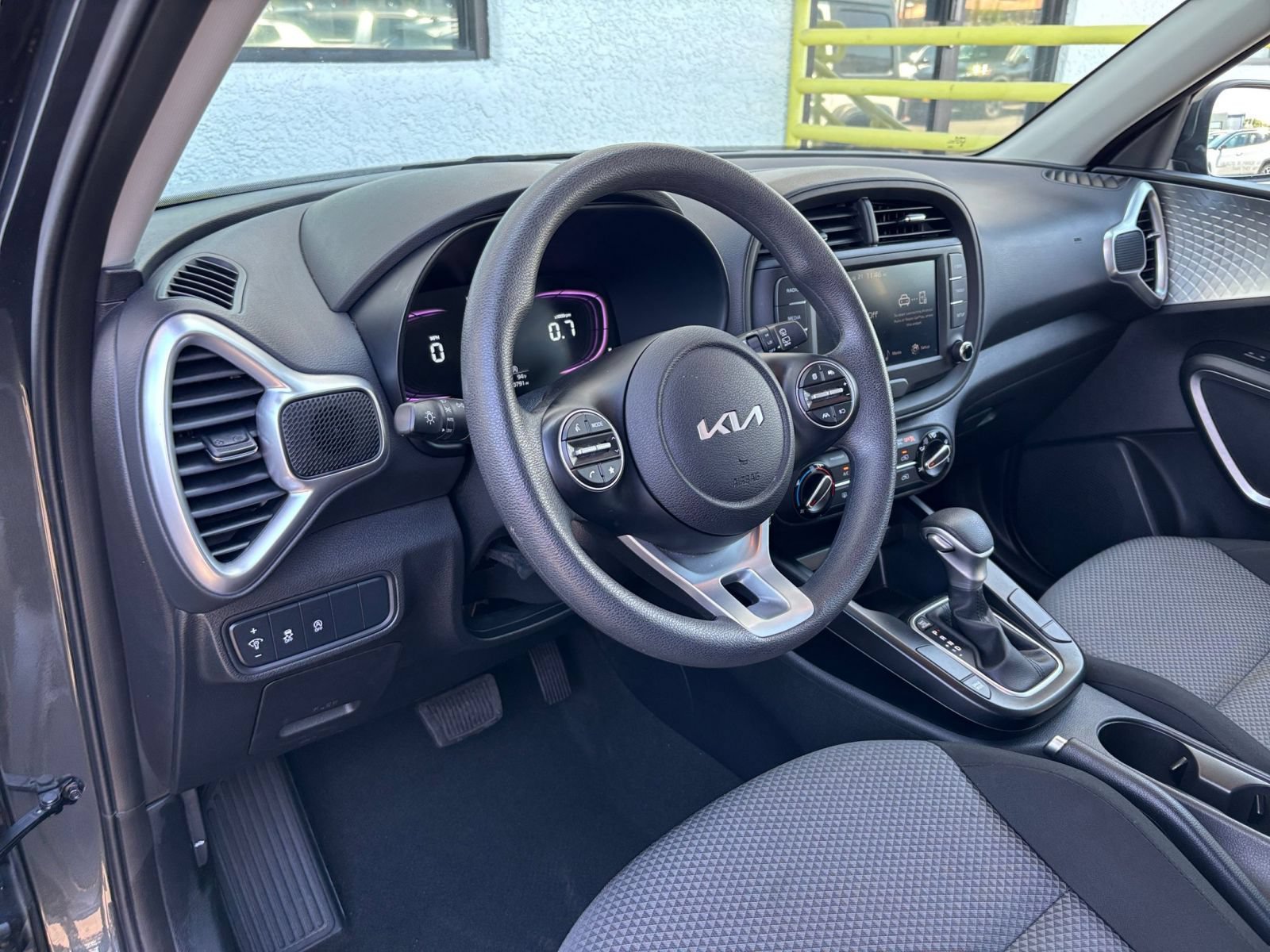 Thumbnail: 2025 Kia Soul - 33