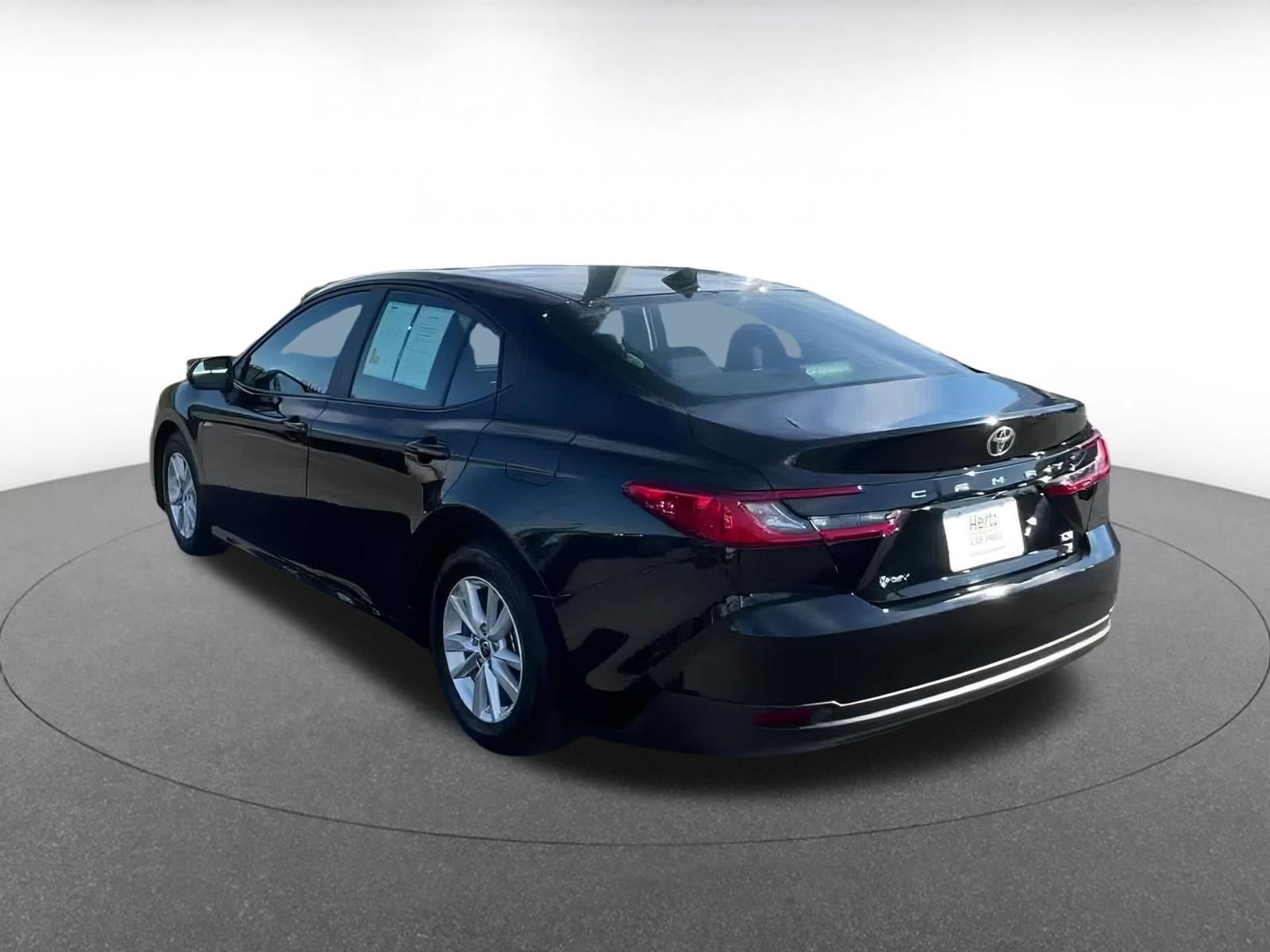 Thumbnail: 2025 Toyota Camry - 11