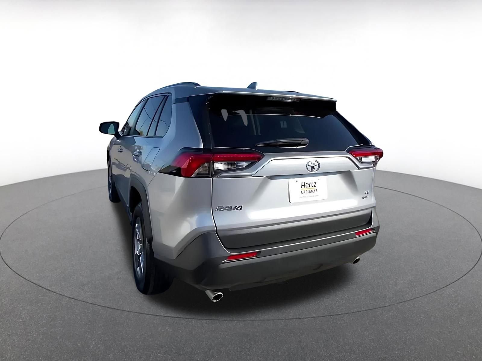 Thumbnail: 2025 Toyota RAV4 - 11