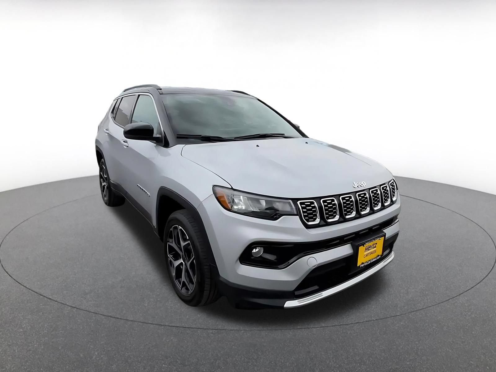 Thumbnail: 2025 Jeep Compass - 3