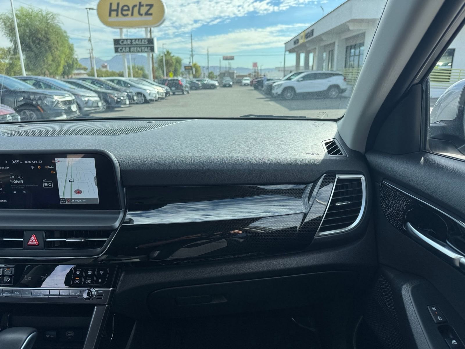 Thumbnail: 2025 Kia Seltos - 33