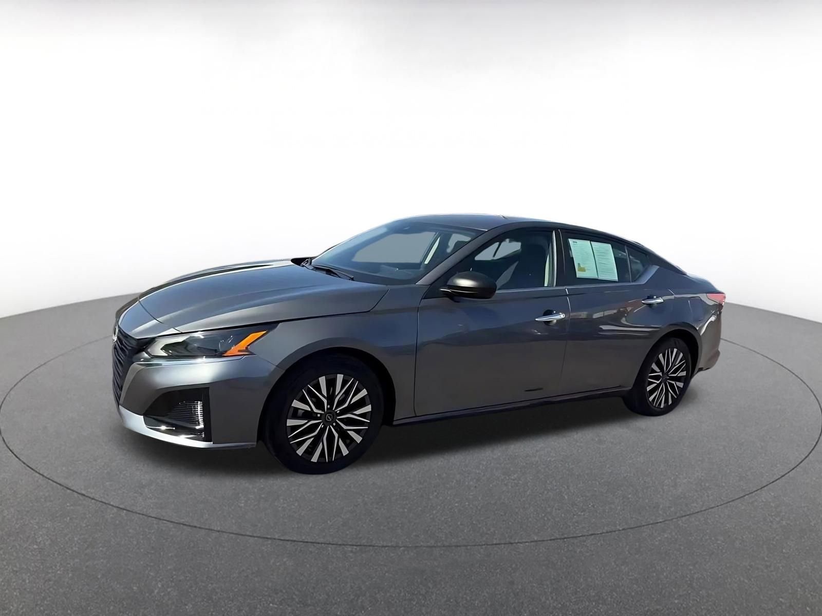 Thumbnail: 2025 Nissan Altima - 8