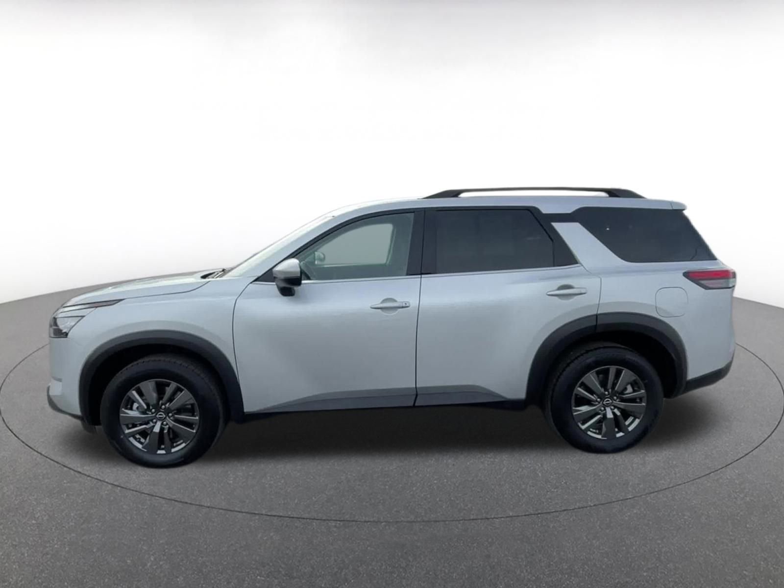 Thumbnail: 2025 Nissan Pathfinder - 9