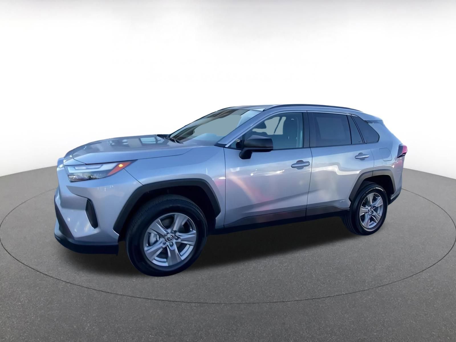 Thumbnail: 2025 Toyota RAV4 - 8