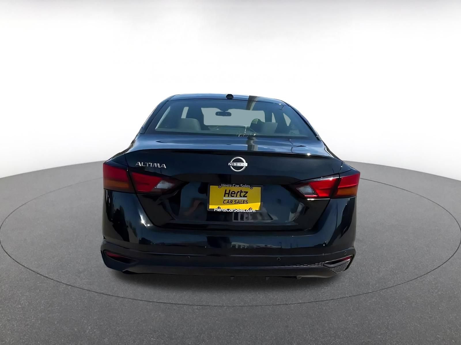 Thumbnail: 2025 Nissan Altima - 12