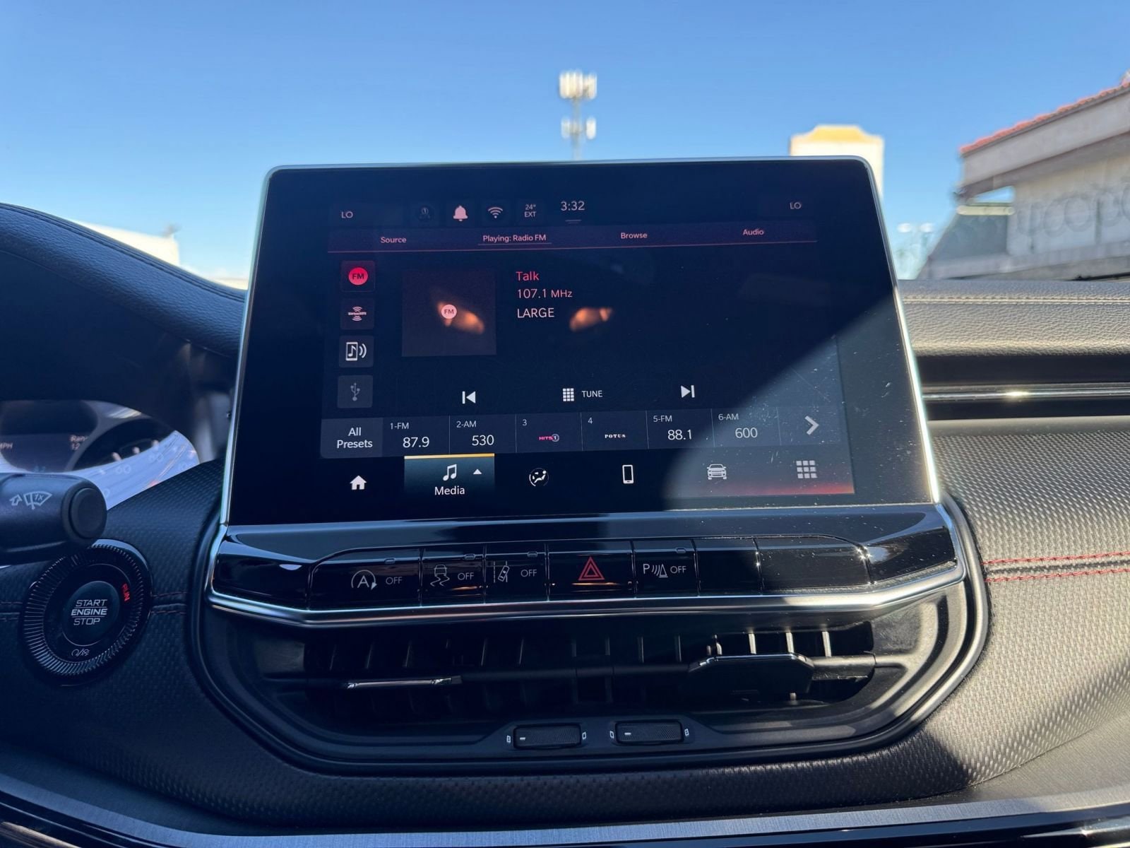 Thumbnail: 2025 Jeep Compass - 21