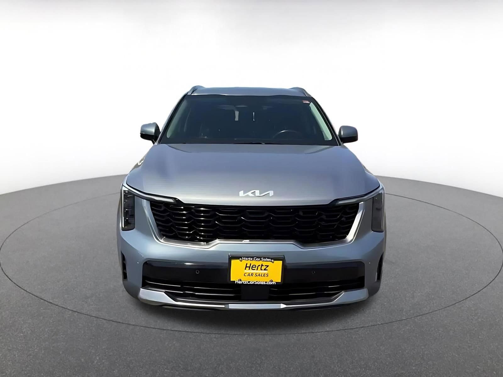 Thumbnail: 2024 Kia Sorento - 4