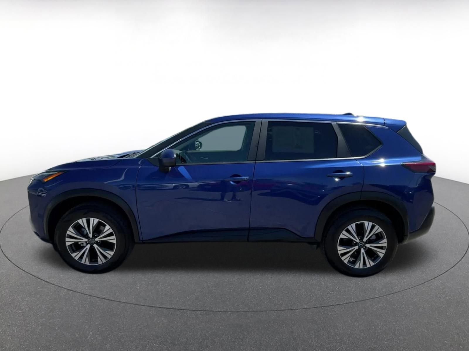 Thumbnail: 2023 Nissan Rogue - 8