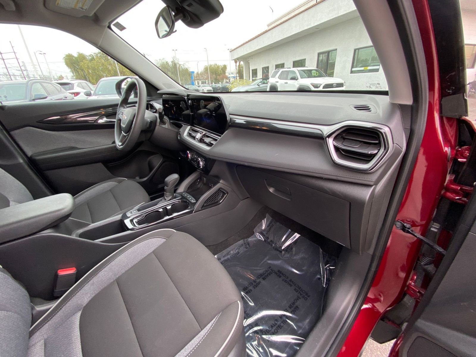 Thumbnail: 2025 Chevrolet TrailBlazer - 35