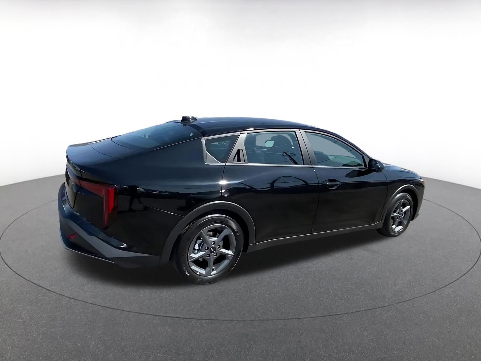 Thumbnail: 2025 Kia K4 - 15