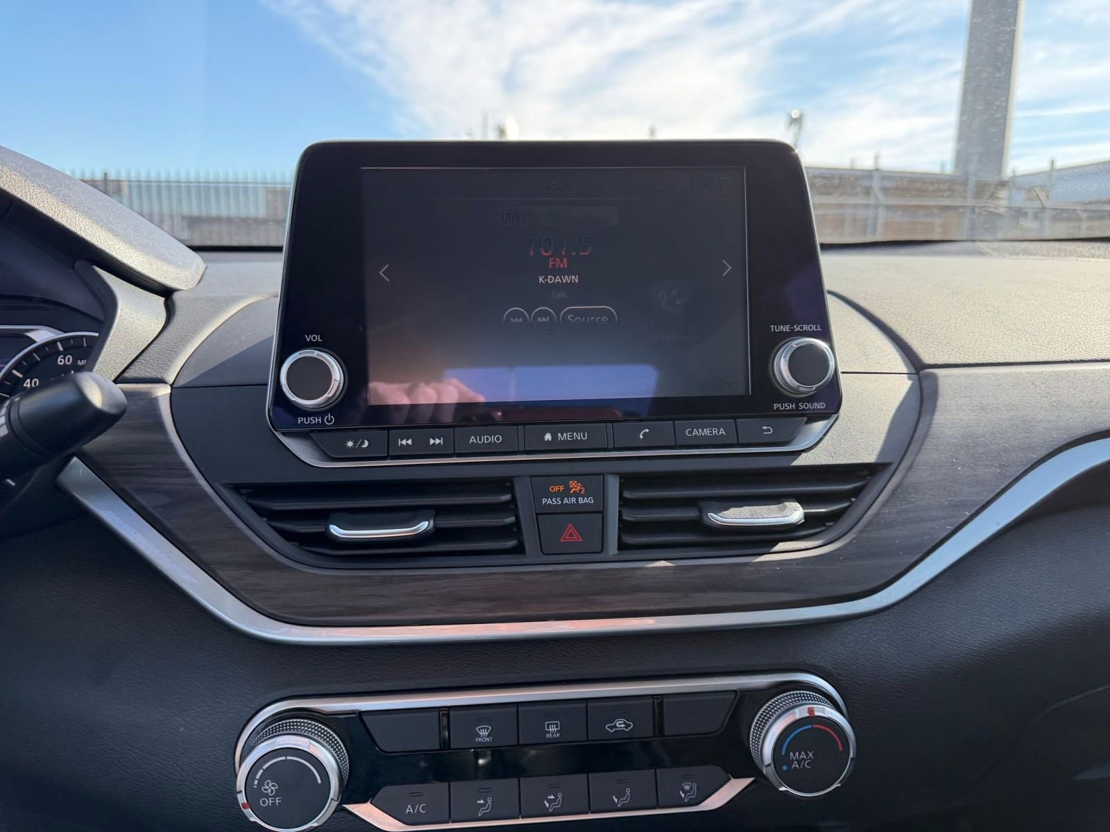 Thumbnail: 2025 Nissan Altima - 17