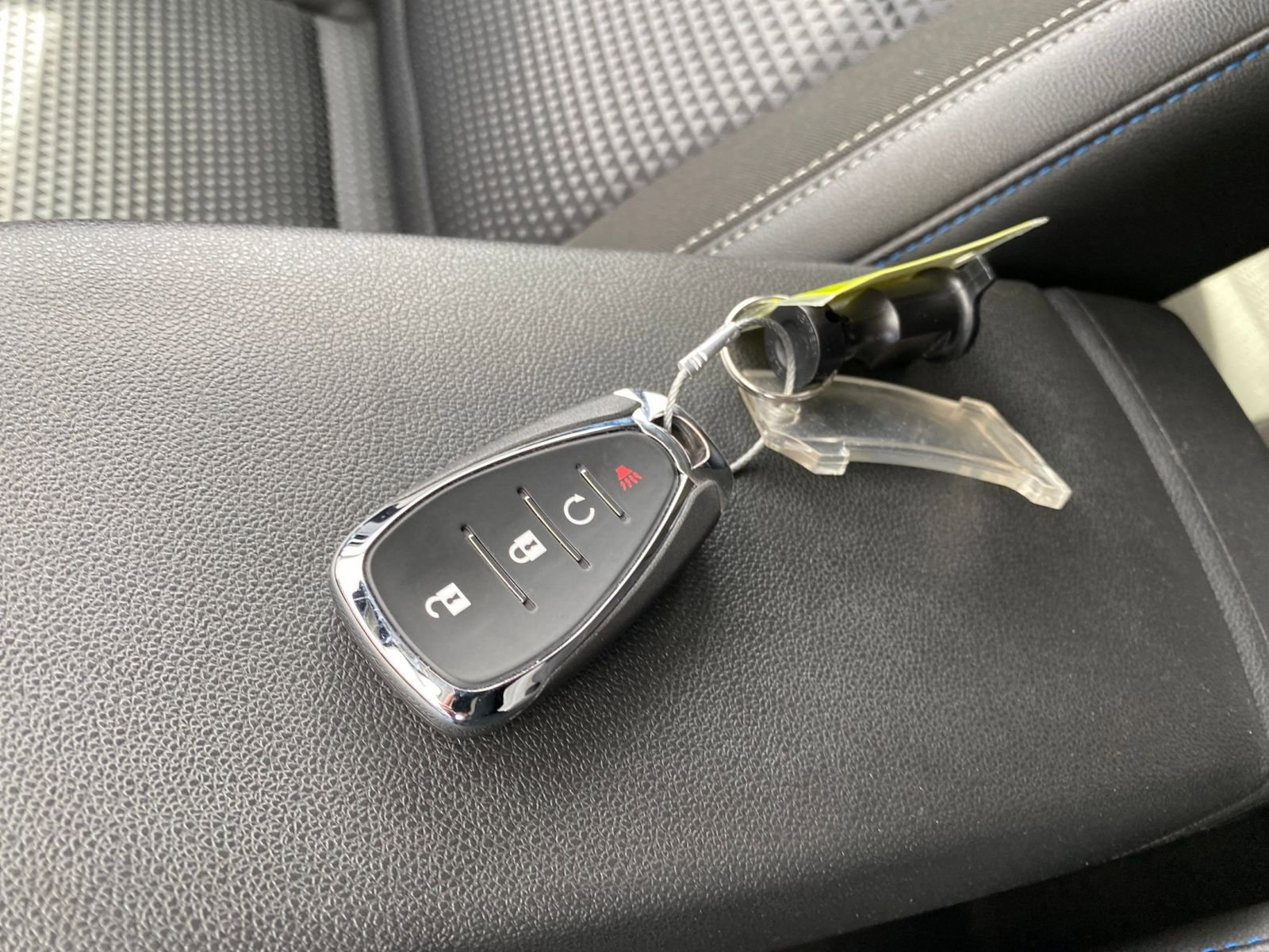 Thumbnail: 2025 Chevrolet Trax - 21