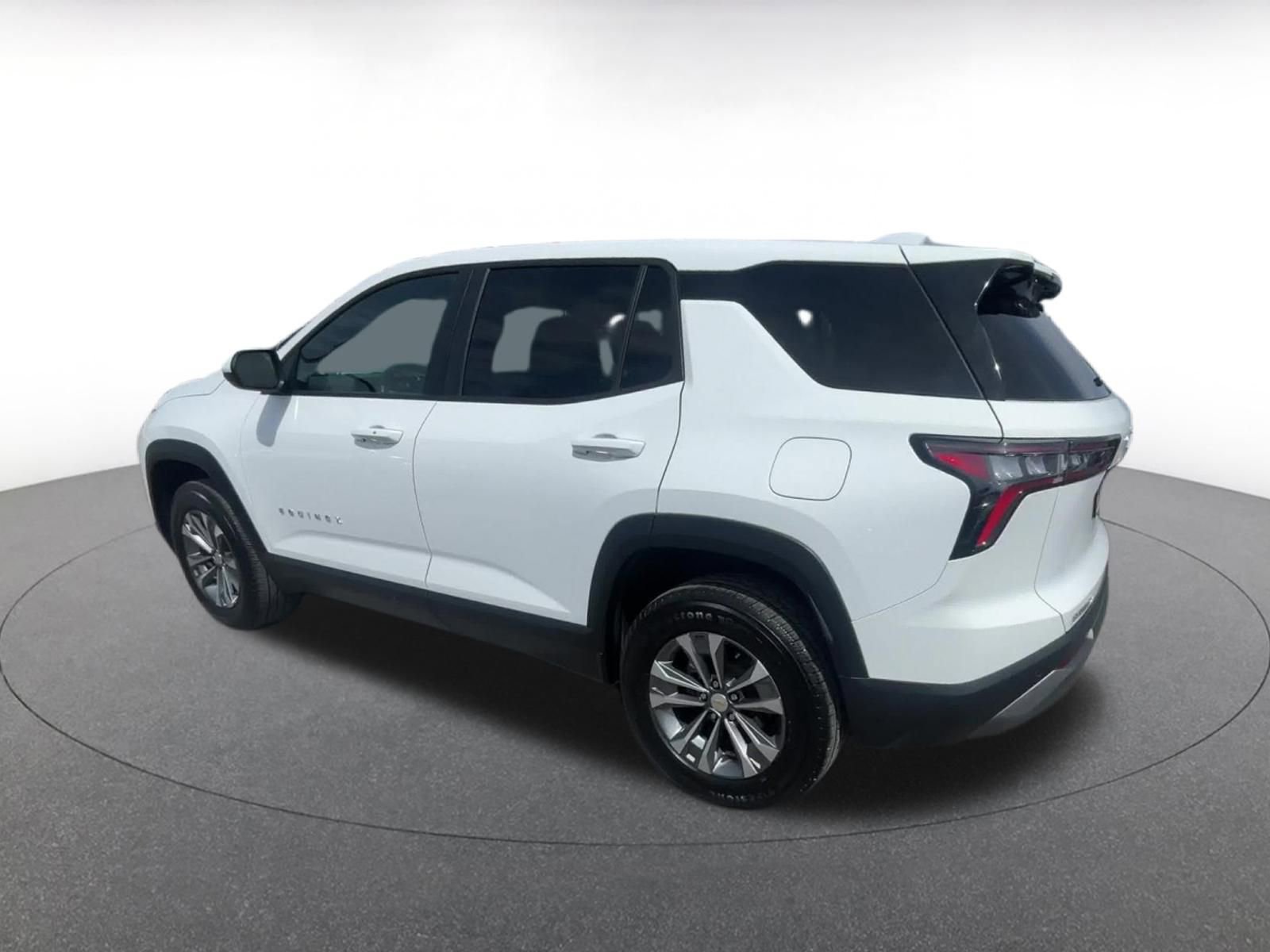 Thumbnail: 2025 Chevrolet Equinox - 10