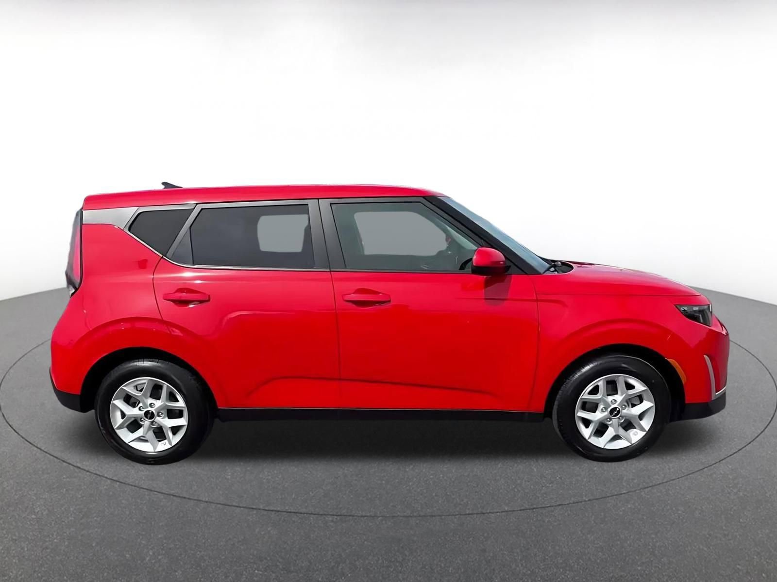 Thumbnail: 2025 Kia Soul - 16