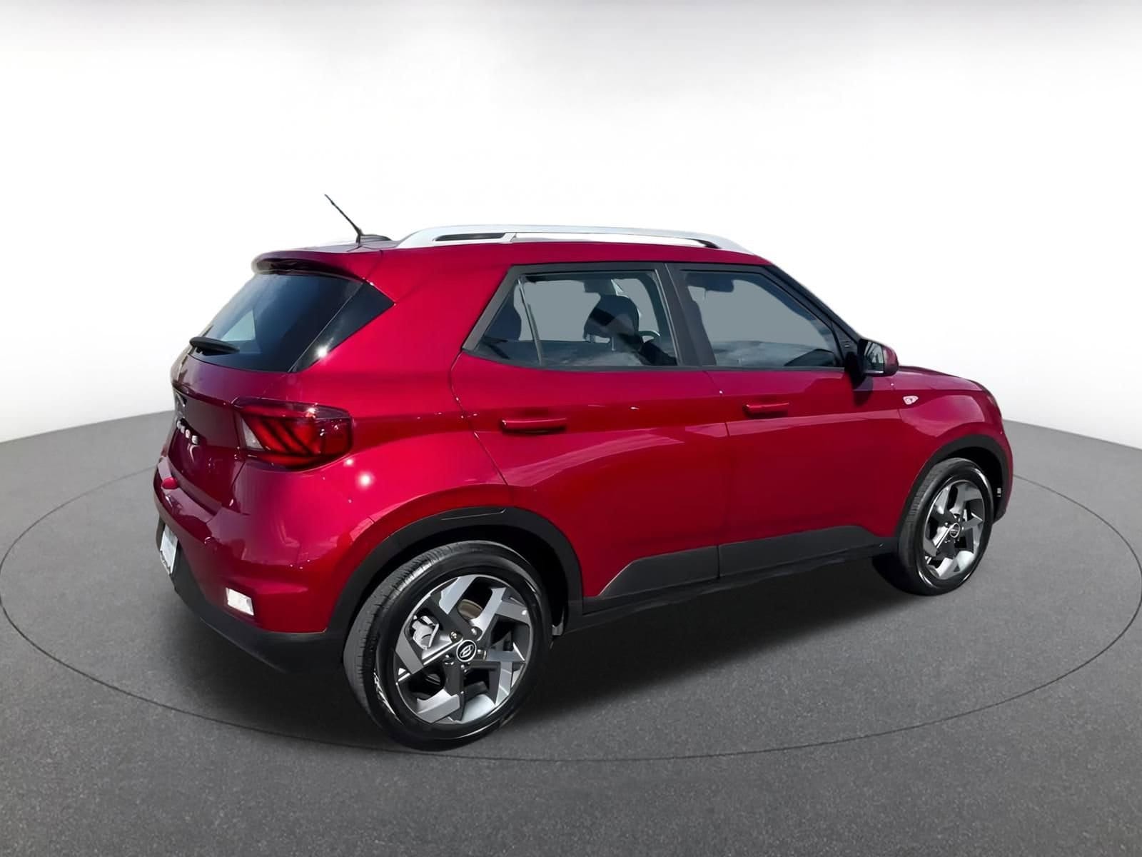 Thumbnail: 2025 Hyundai Venue - 15