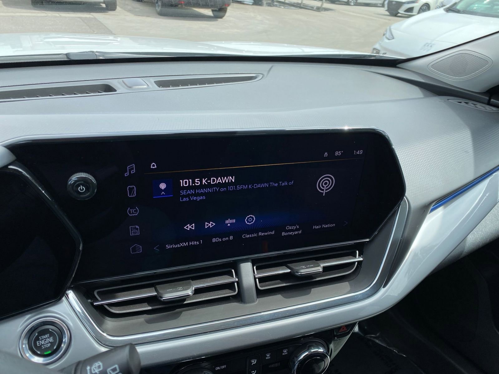 Thumbnail: 2025 Chevrolet Trax - 17