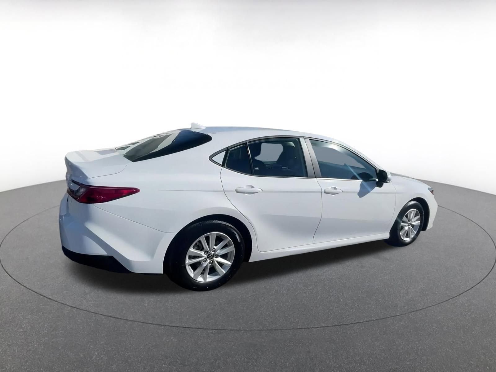 Thumbnail: 2025 Toyota Camry - 15