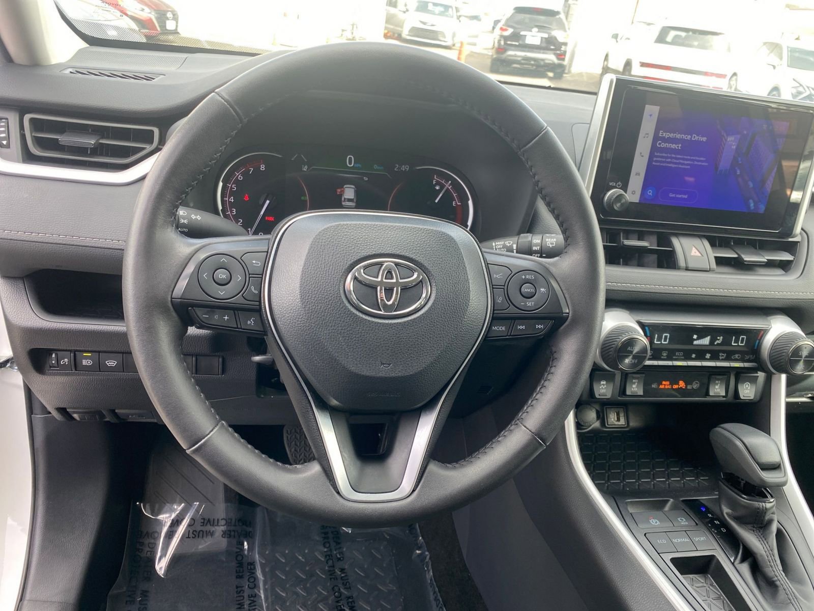 Thumbnail: 2025 Toyota RAV4 - 28