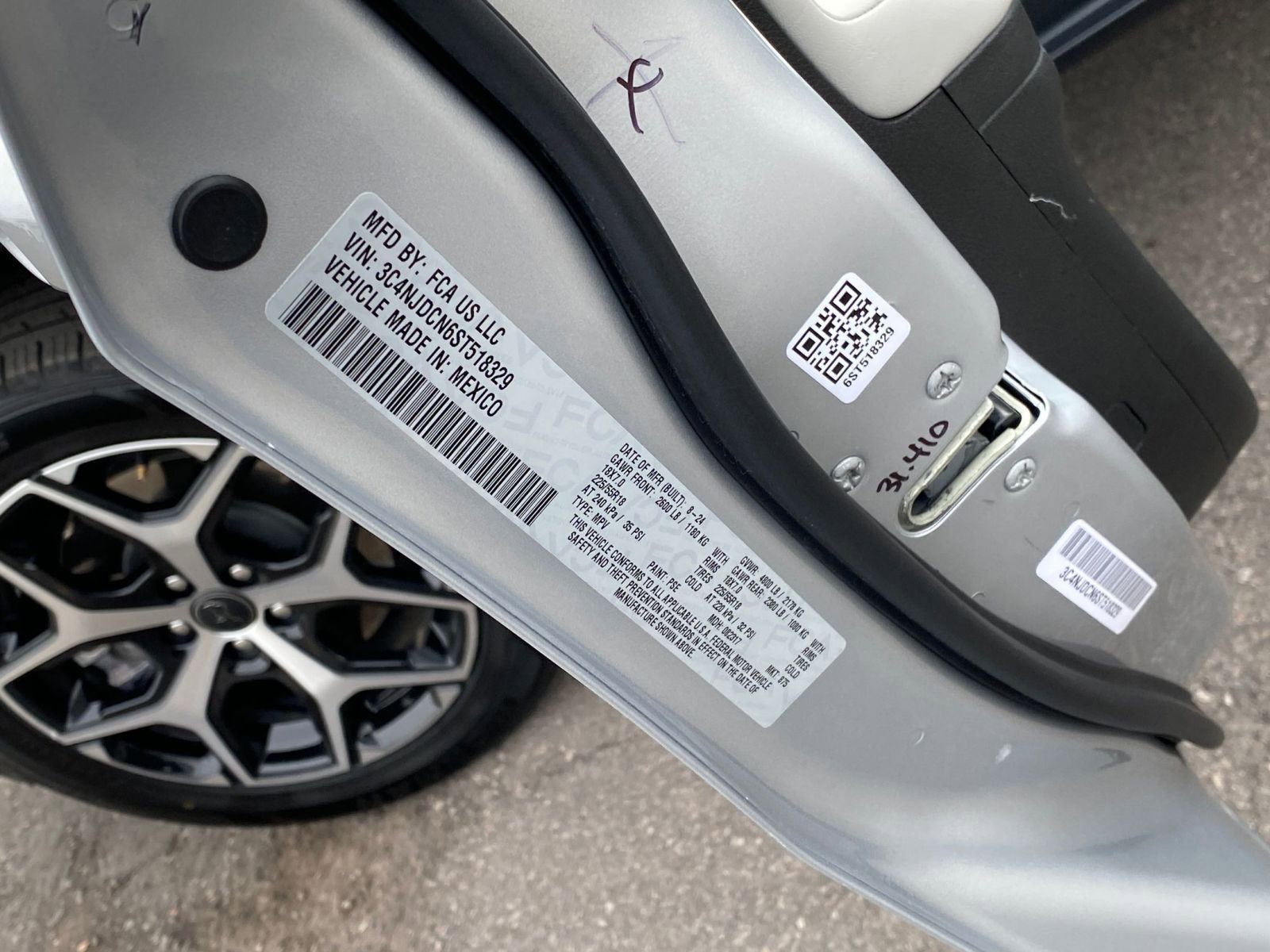 Thumbnail: 2025 Jeep Compass - 30