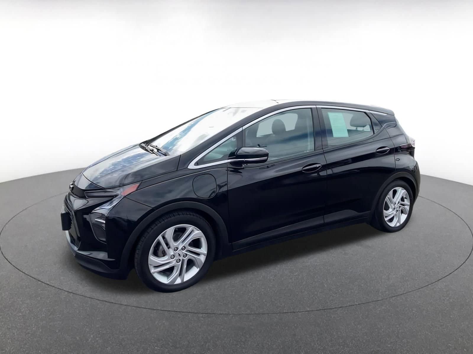 Thumbnail: 2023 Chevrolet Bolt EV - 8