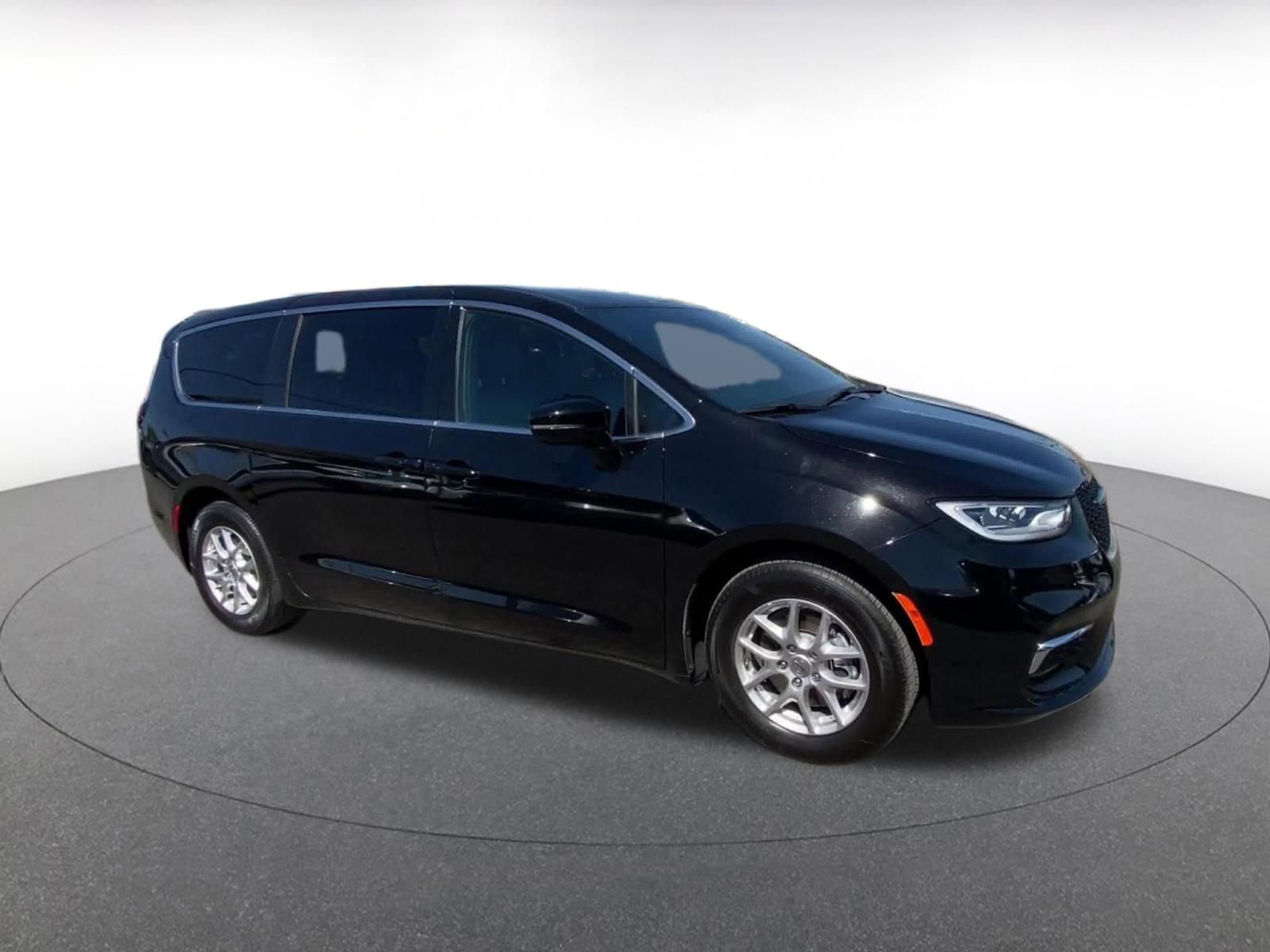 Thumbnail: 2025 Kia Sportage - 2