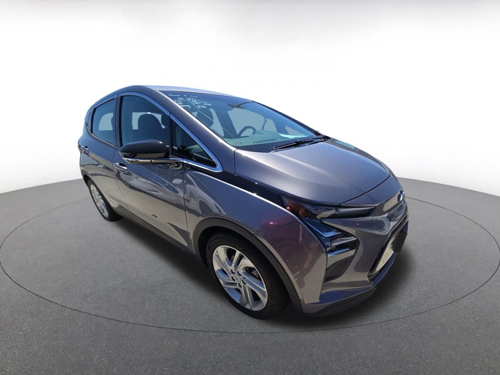 Thumbnail: 2023 Chevrolet Bolt EV - 2