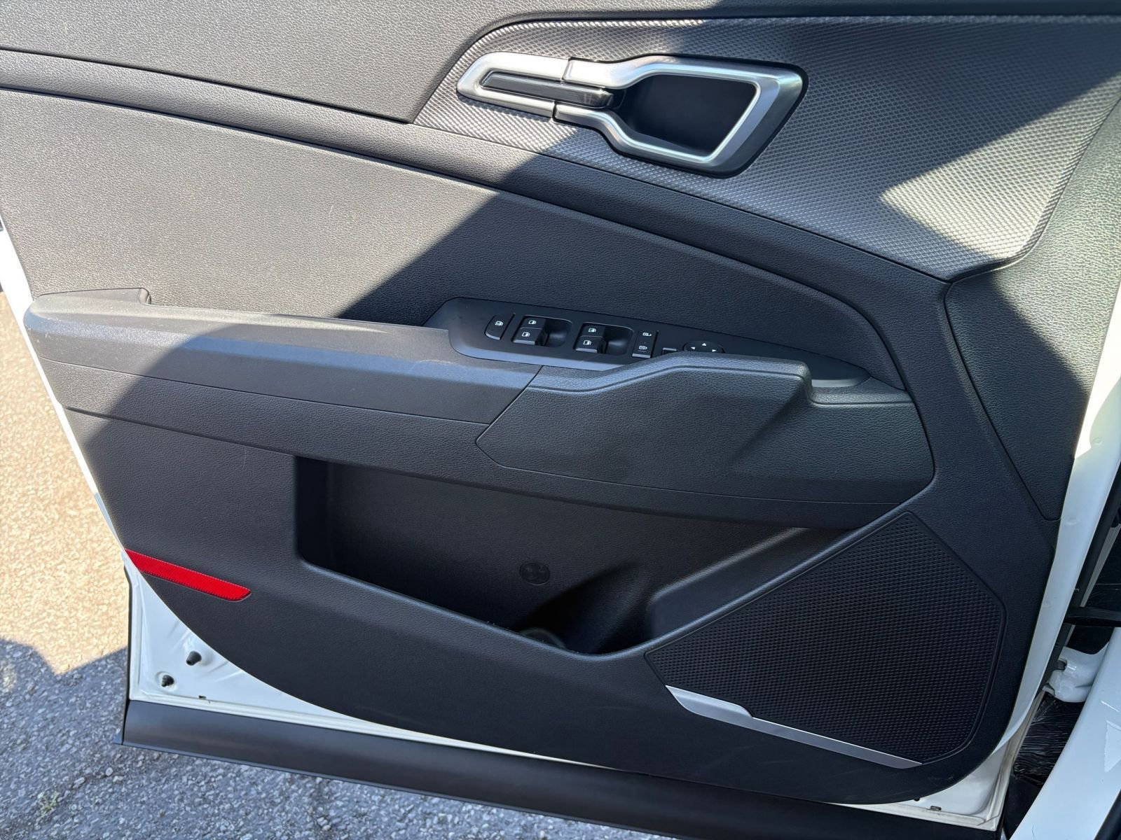 Thumbnail: 2025 Kia Sportage - 18