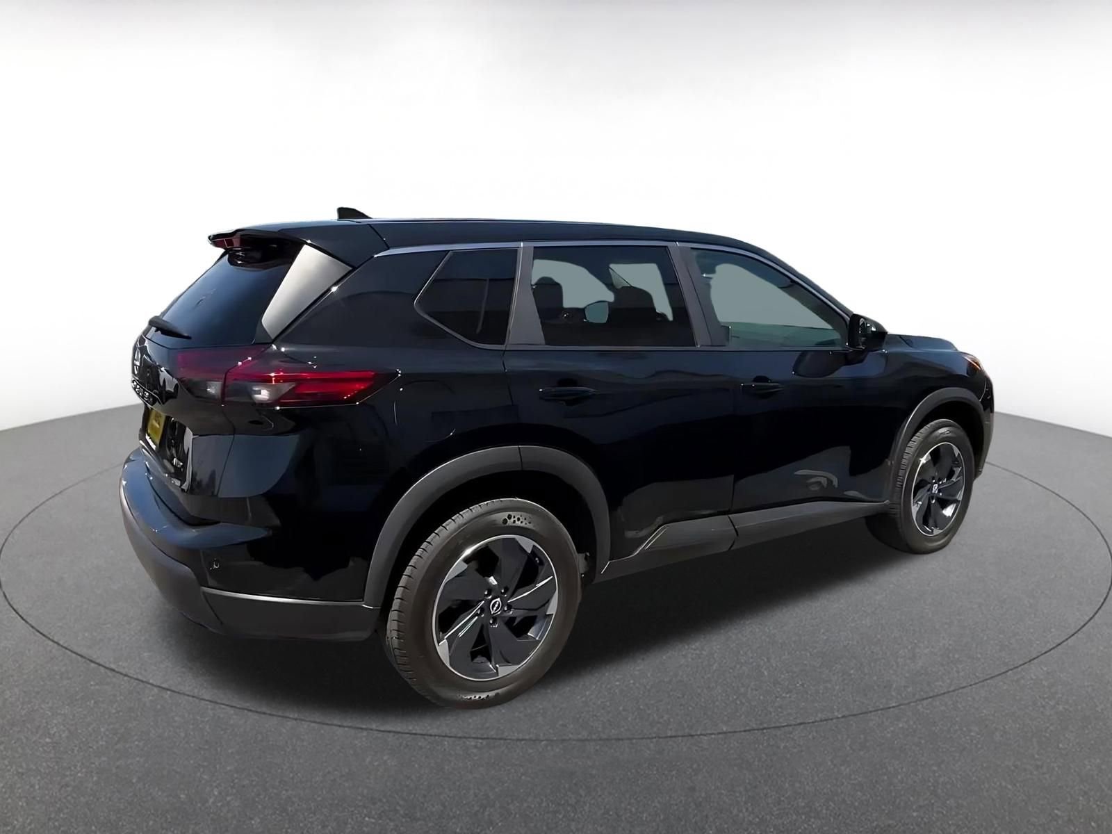 Thumbnail: 2025 Nissan Rogue - 15