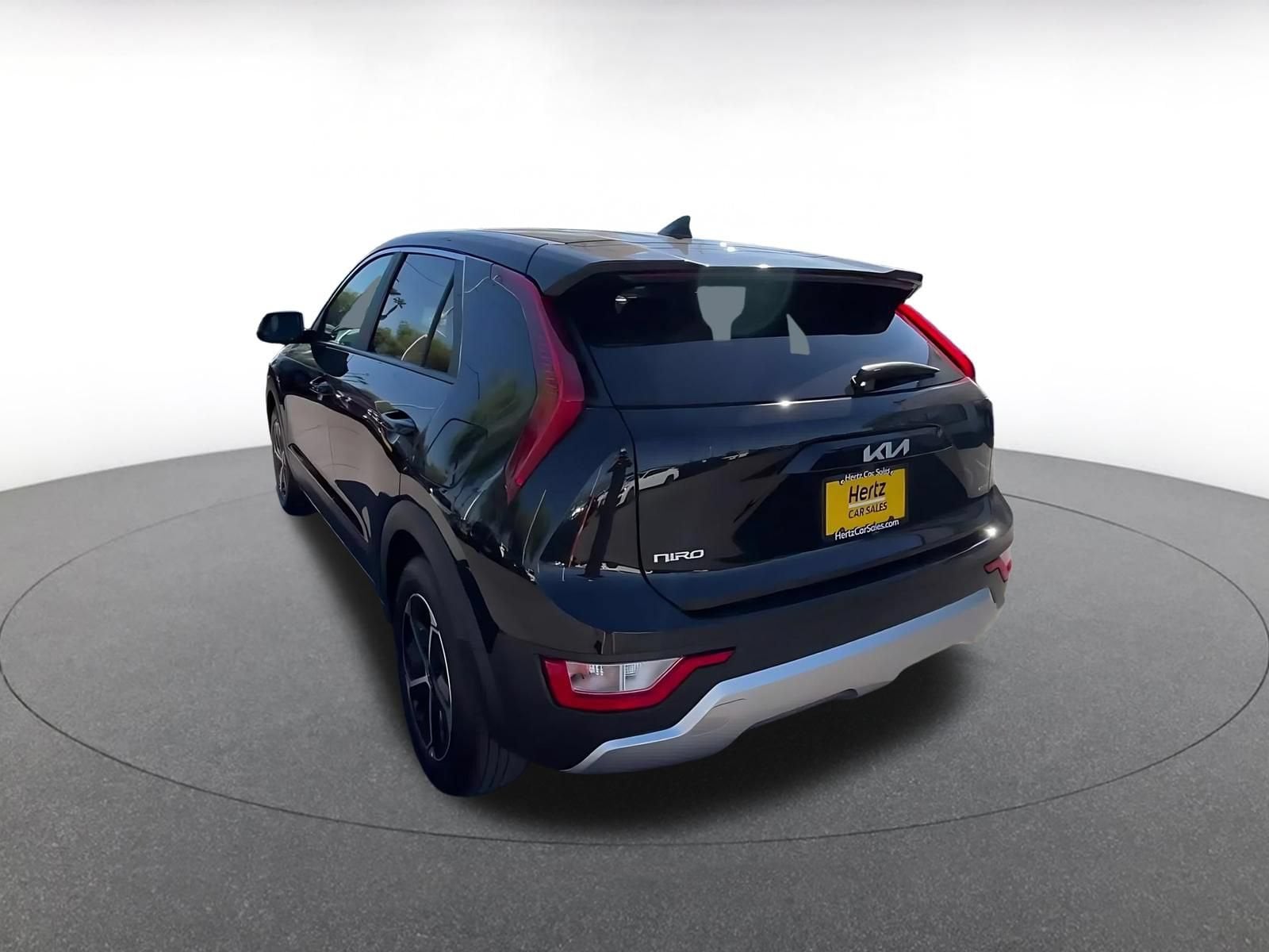 Thumbnail: 2026 Kia Niro - 11