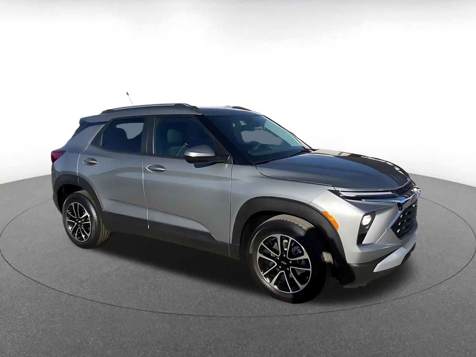 Thumbnail: 2025 Chevrolet TrailBlazer - 2